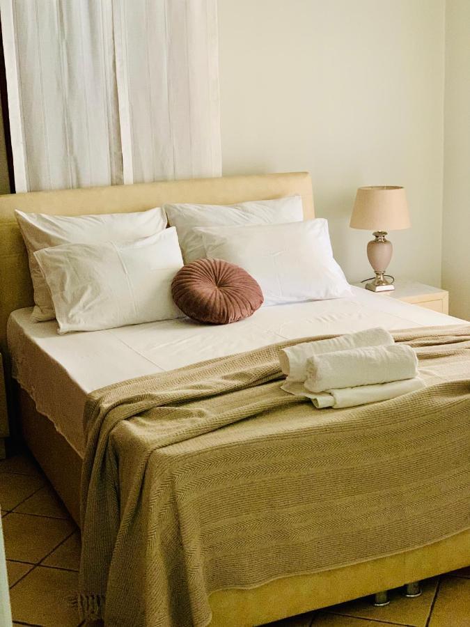 Views Apartments & Suites Parga Luaran gambar